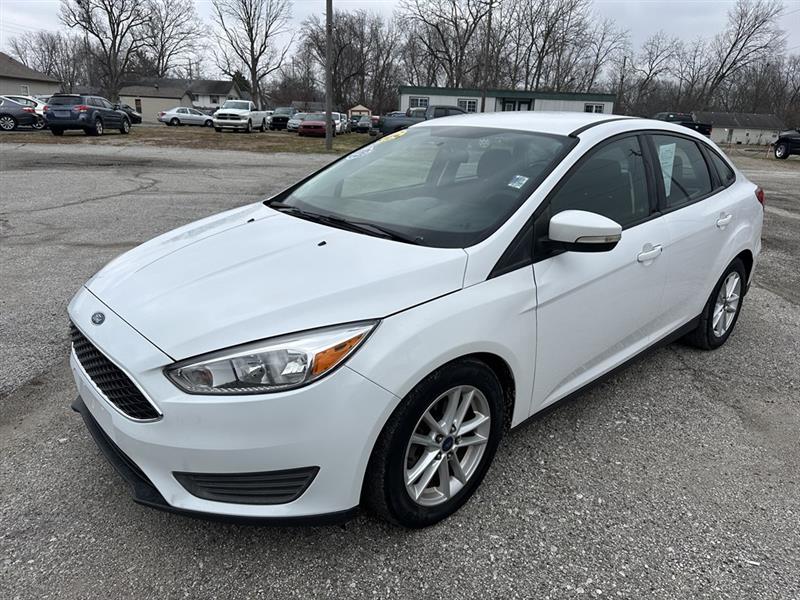 Ford Focus SE Sedan 2016