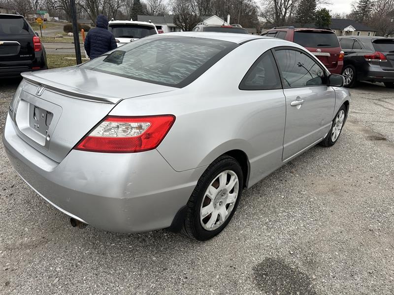 Honda Civic LX Coupe 5-Speed AT 2011