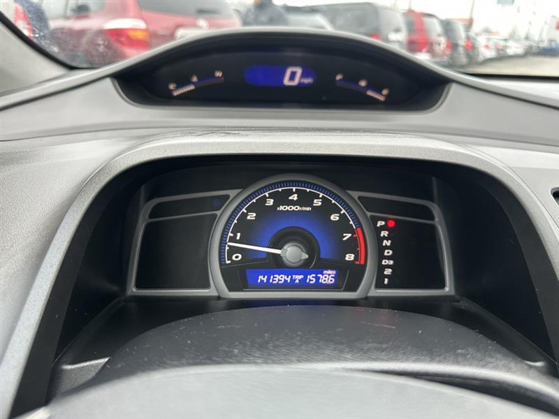 Honda Civic LX Coupe 5-Speed AT 2011