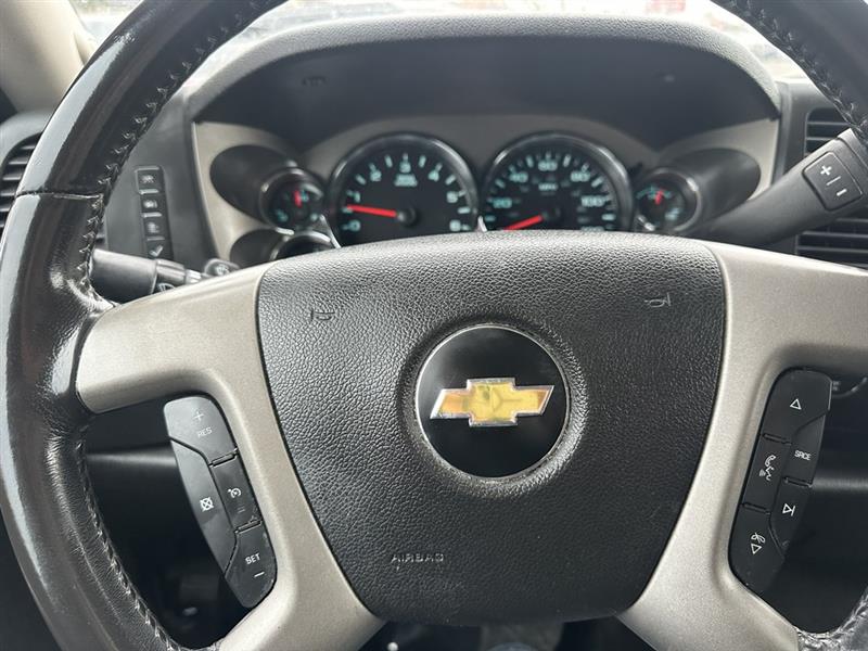 Chevrolet Silverado 1500 LT Crew Cab 4WD 2012