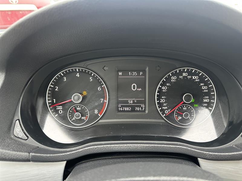 Volkswagen Passat 2.5L SE AT 2013