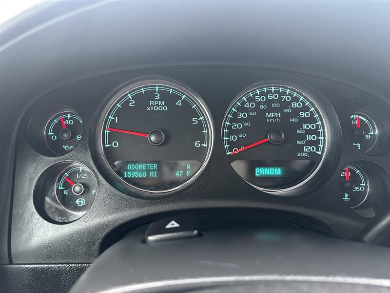 Chevrolet Suburban LTZ 1500 4WD 2012