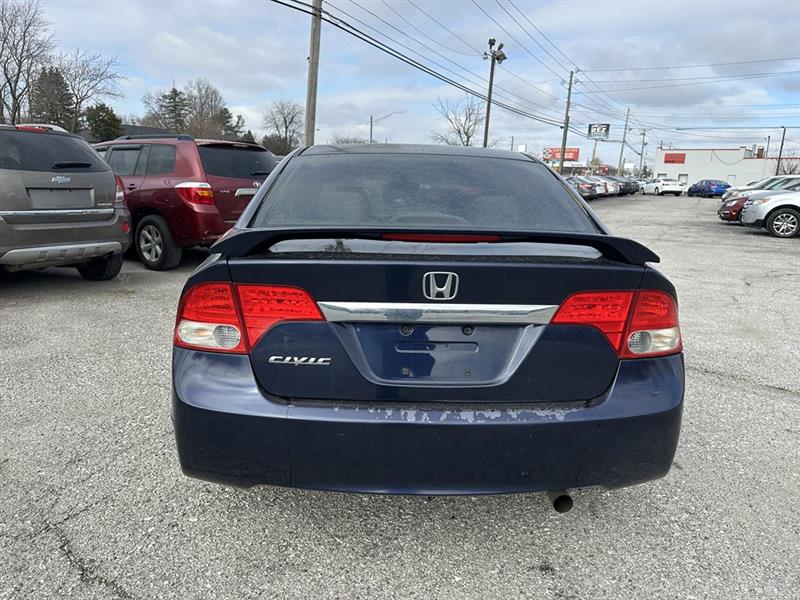 Honda Civic EX Sedan 5-Speed AT 2010