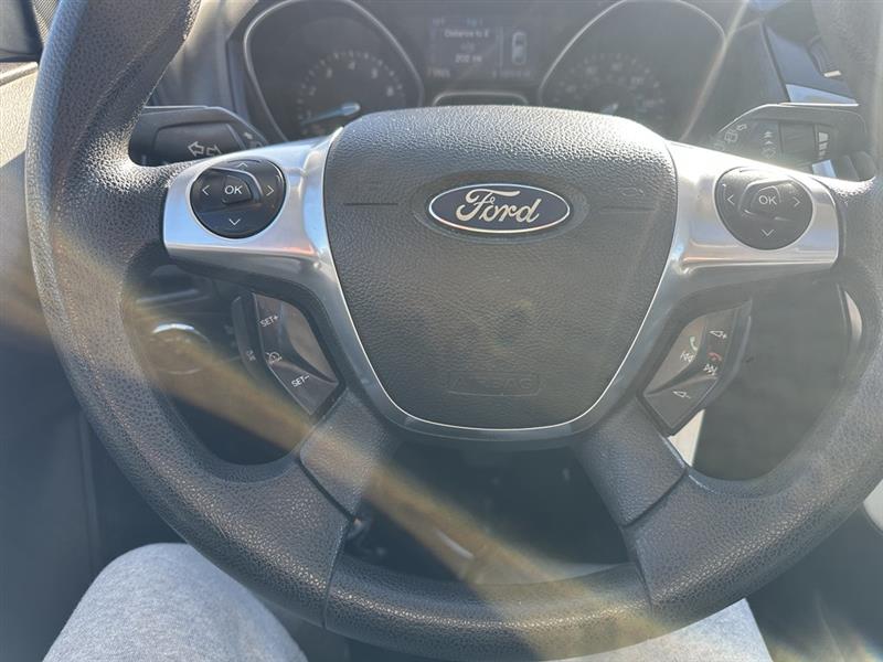 Ford Focus SE Hatch 2013