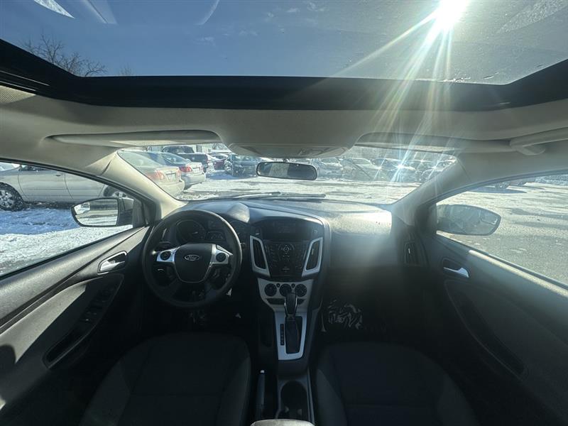 Ford Focus SE Hatch 2013