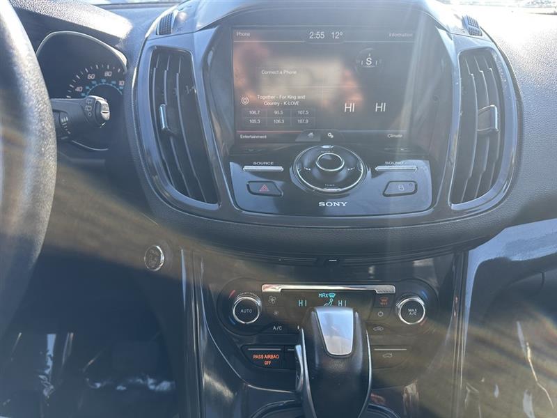 Ford Escape Titanium 4WD 2015