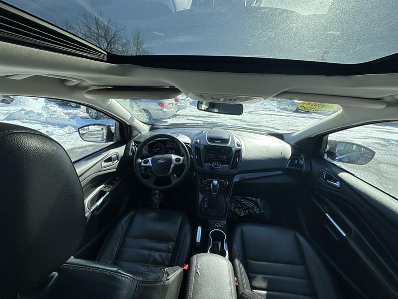 Ford Escape Titanium 4WD 2015