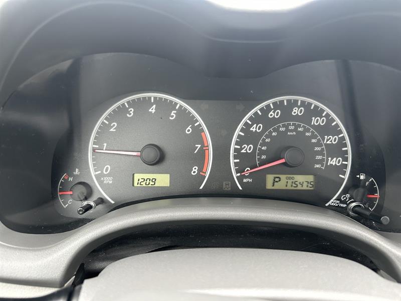 Toyota Corolla LE 4-Speed AT 2009