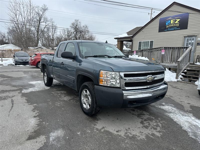 2007 Chevrolet Silverado 1500 LT1 Ext. Cab 2WD