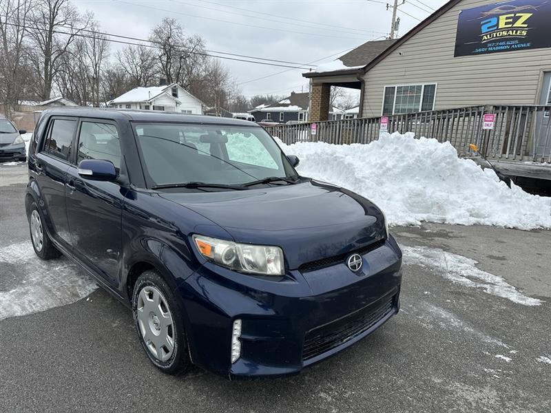 2013 Scion xB 5-Door Wagon 5-Spd MT