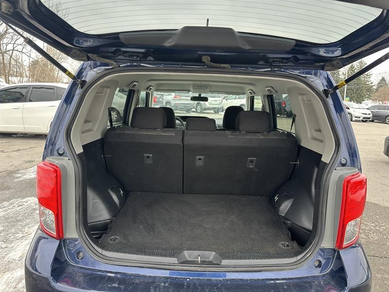 Scion xB 5-Door Wagon 5-Spd MT 2013