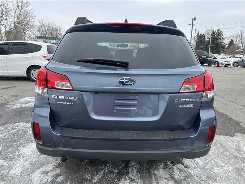 Subaru Outback 2.5i Limited 2013