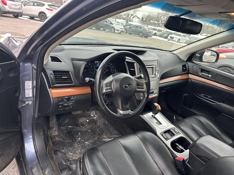 Subaru Outback 2.5i Limited 2013