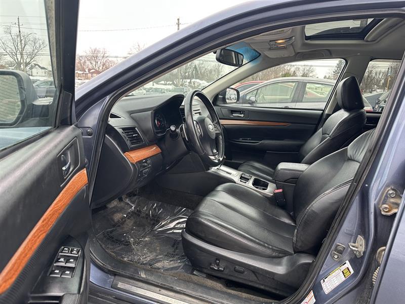 Subaru Outback 2.5i Limited 2013