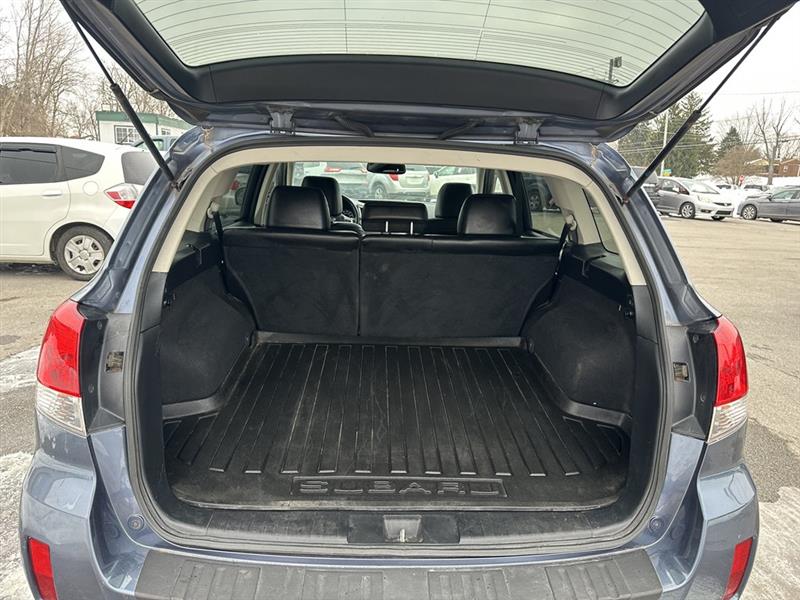 Subaru Outback 2.5i Limited 2013