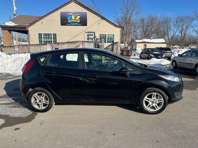 Ford Fiesta SE Hatchback 2017