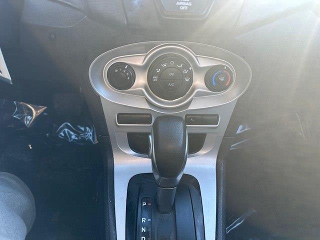 Ford Fiesta SE Hatchback 2017