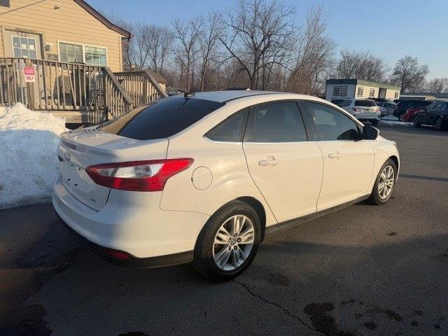 Ford Focus SEL Sedan 2012