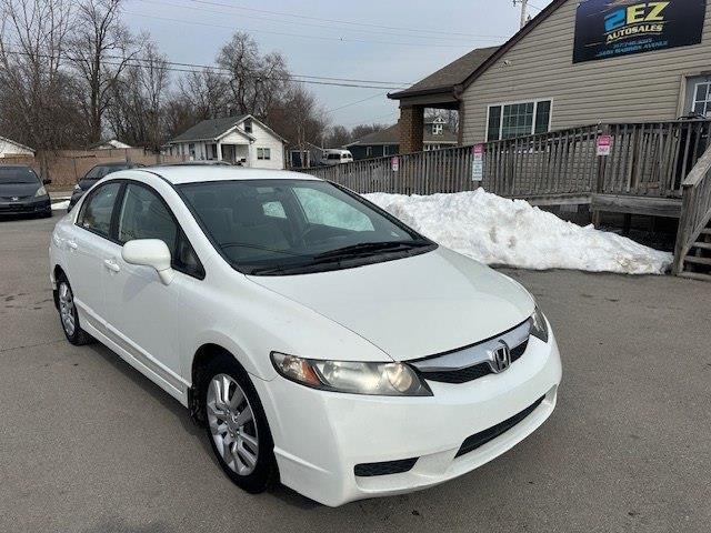 Honda Civic LX Sedan 5-Speed AT 2011