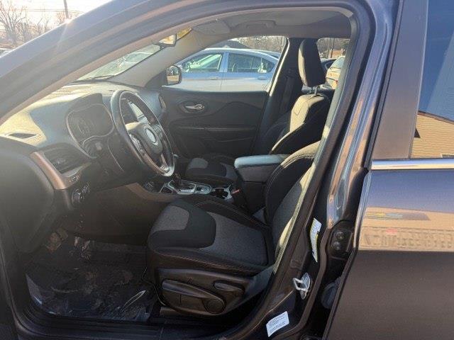 Jeep Cherokee Latitude FWD 2014