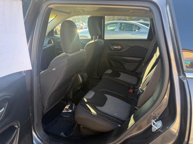 Jeep Cherokee Latitude FWD 2014