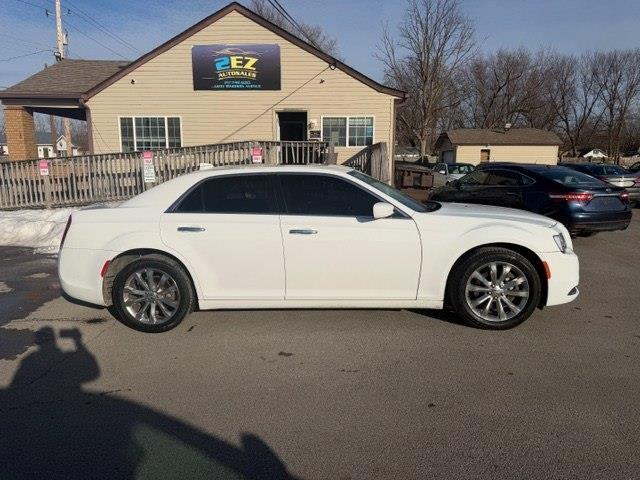 Chrysler 300 Limited AWD 2019