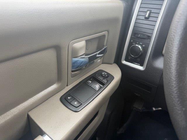 RAM 1500 SLT LWB 2WD 2012