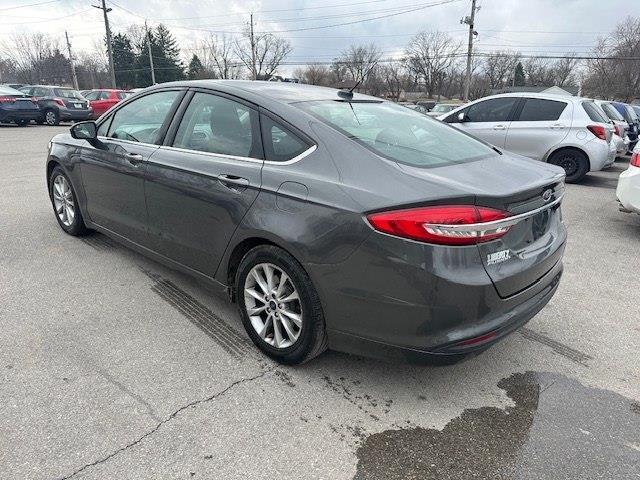 Ford Fusion SE 2017