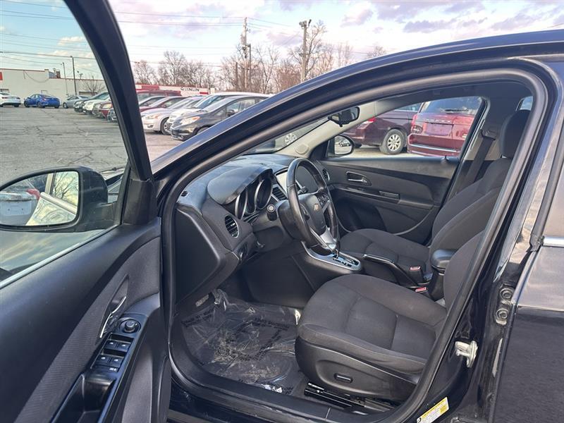 Chevrolet Cruze 1LT 2012