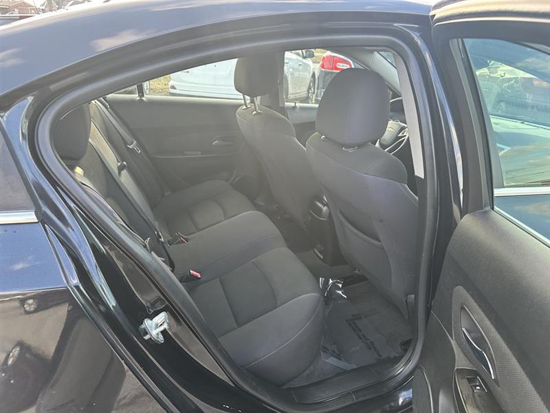 Chevrolet Cruze 1LT 2012