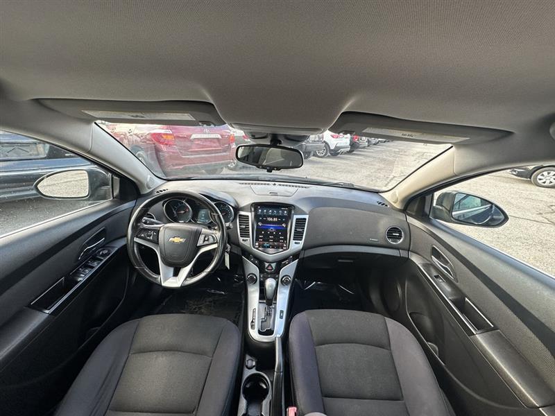 Chevrolet Cruze 1LT 2012
