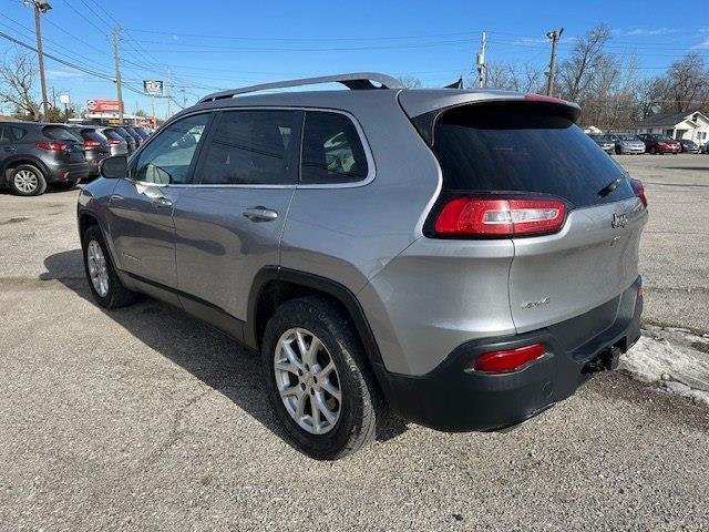 Jeep Cherokee Latitude 4WD 2016