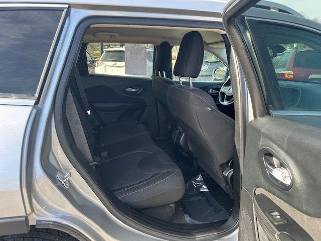 Jeep Cherokee Latitude 4WD 2016