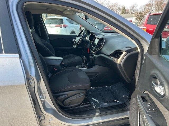 Jeep Cherokee Latitude 4WD 2016