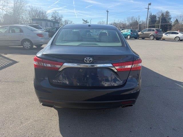 Toyota Avalon XLE 2014