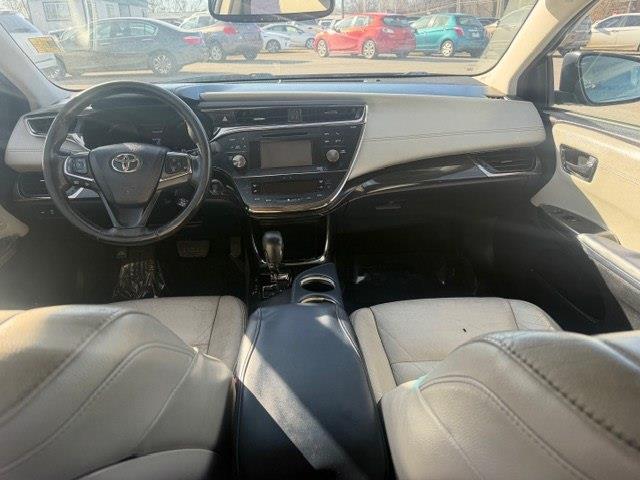 Toyota Avalon XLE 2014