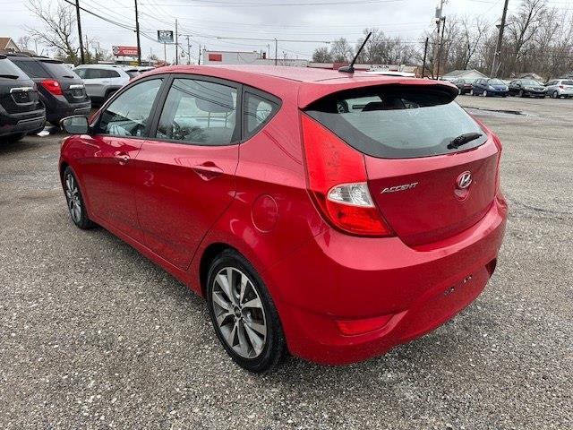 Hyundai Accent GS 5-Door 6A 2015