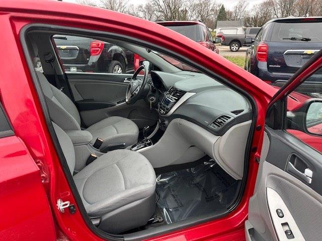 Hyundai Accent GS 5-Door 6A 2015