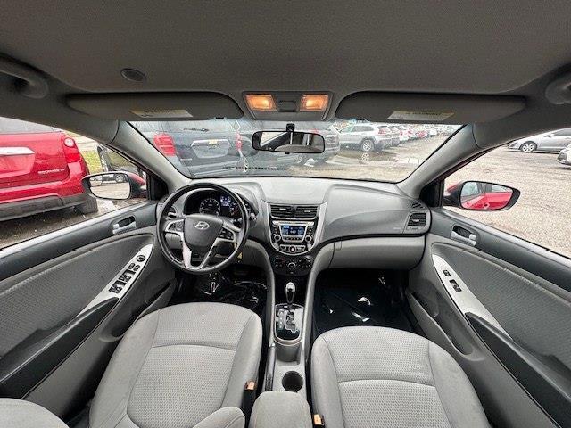 Hyundai Accent GS 5-Door 6A 2015