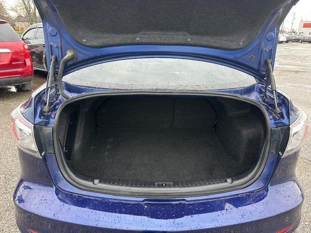 Mazda MAZDA3 I Grand Touring 4-Door 2012