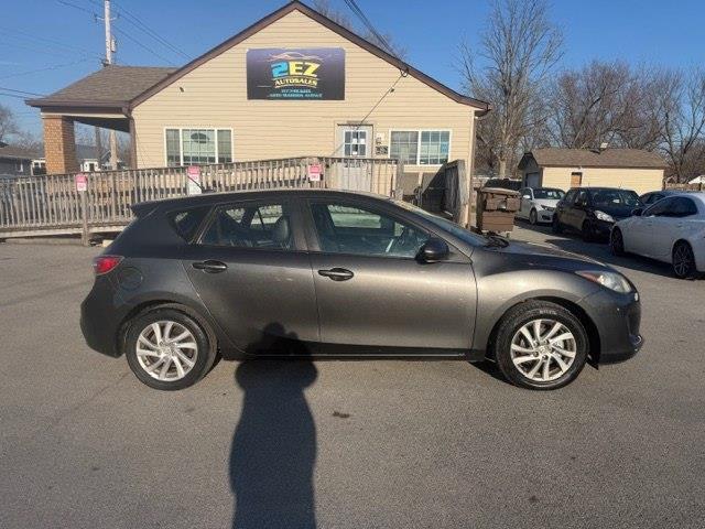 Mazda MAZDA3 I Grand Touring 5-Door 2012