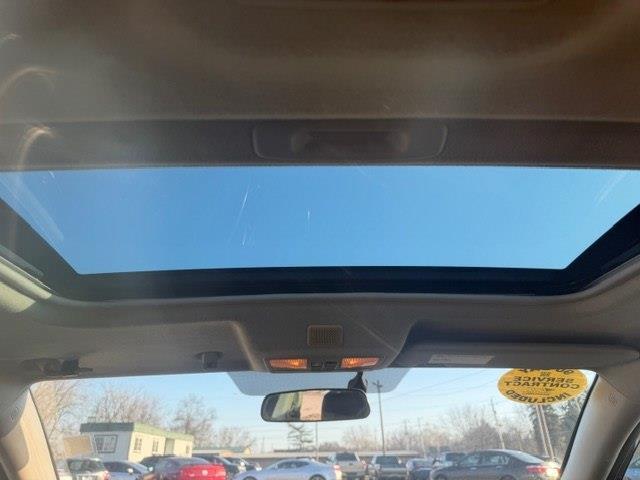 Mazda MAZDA3 I Grand Touring 5-Door 2012