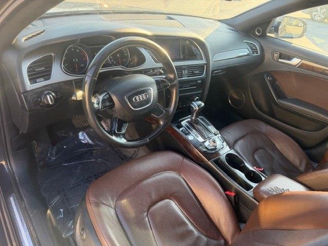 Audi A4 2.0T Sedan quattro Tiptronic 2013