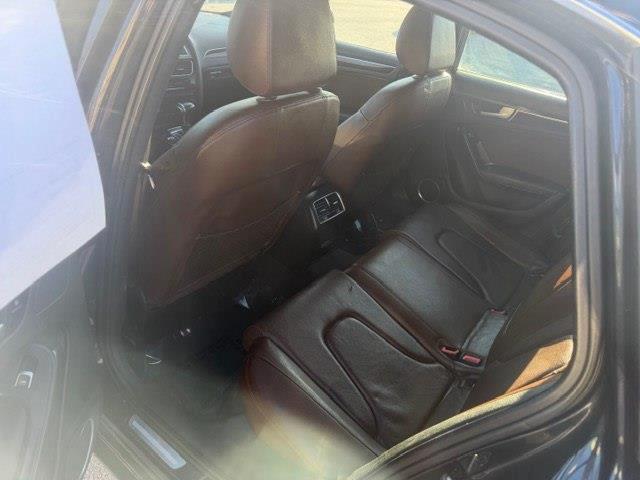 Audi A4 2.0T Sedan quattro Tiptronic 2013