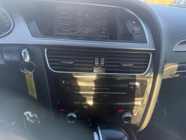 Audi A4 2.0T Sedan quattro Tiptronic 2013