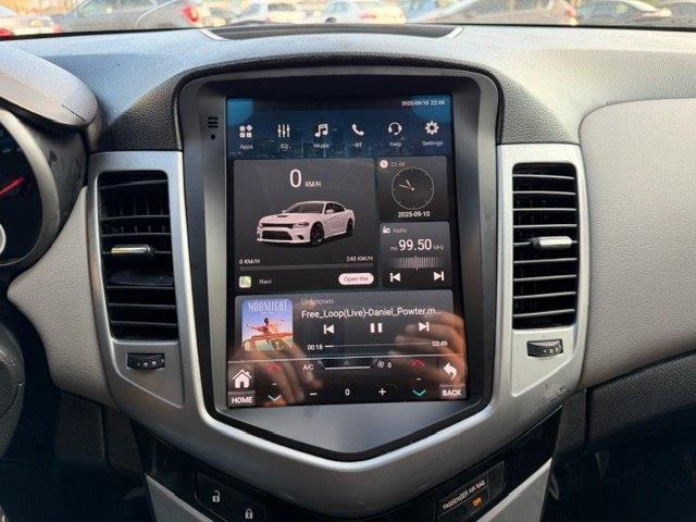 Chevrolet Cruze  2013