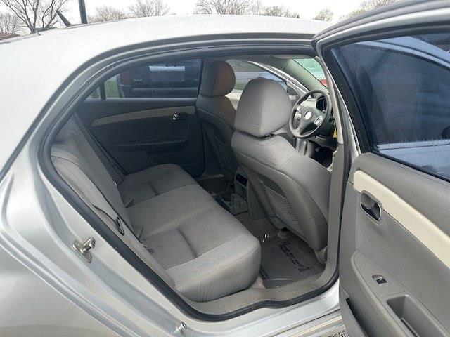 Chevrolet Malibu  2011