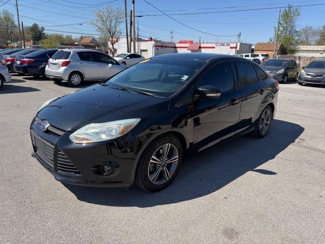 Ford Focus SE Sedan 2014