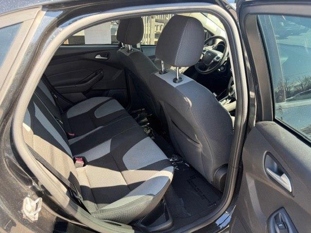 Ford Focus SE Sedan 2014