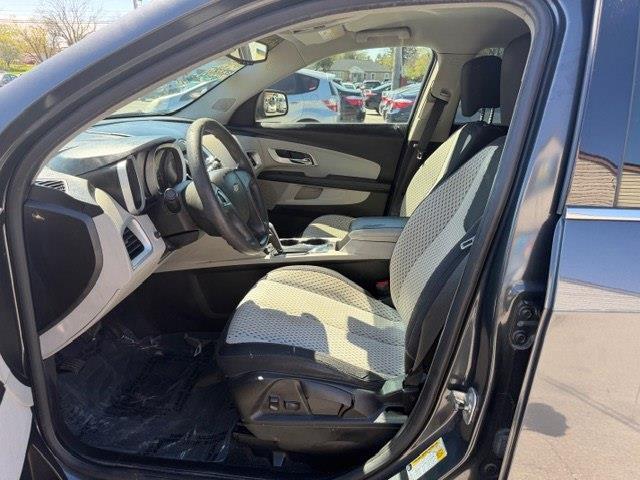 Chevrolet Equinox LS FWD 2010